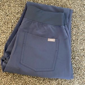 Women’s Space Navy Zamora High Wasted 2.0 - Petite Jogger Scrub Pants size small